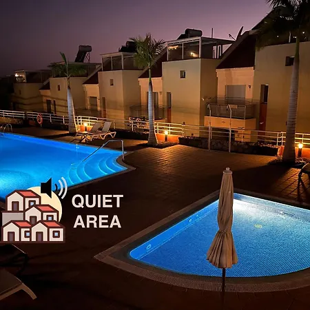 Daire Luxury 3-bdr Families & Friends Ocean View Puerto de Santiago (Tenerife)