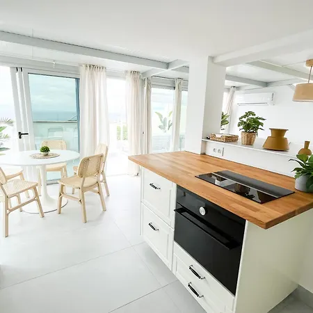 Luxury 3-bdr Families & Friends Ocean View דירה *