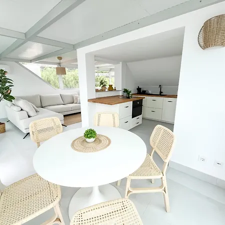 Luxury 3-bdr Families & Friends Ocean View דירה